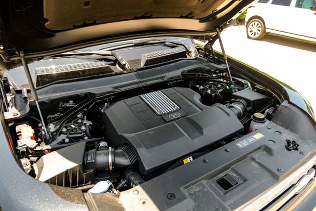 New 2026 Land Rover Defender 130 V8 AWD/4WD image 63