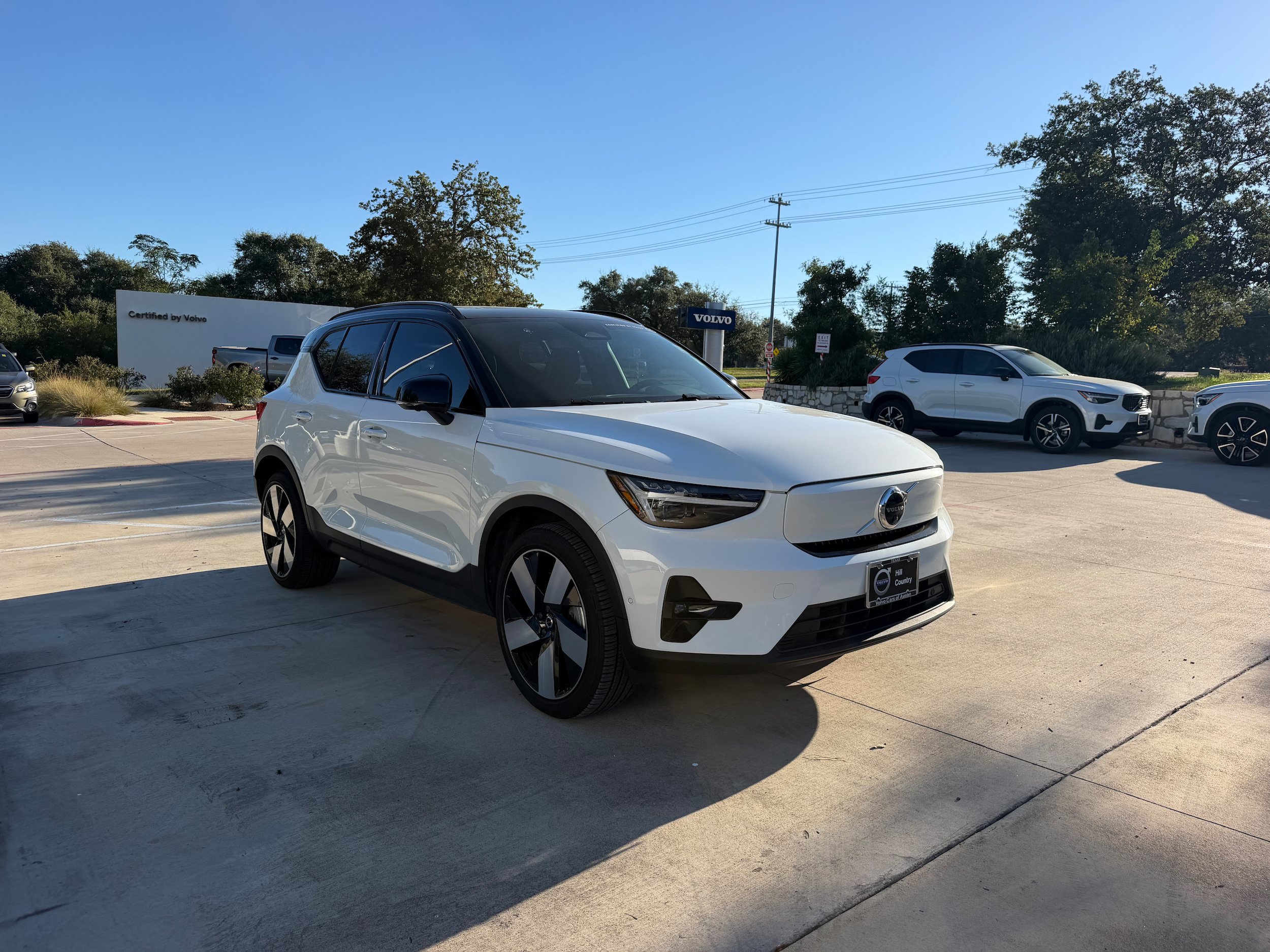 Certified 2024 Volvo XC40 Recharge Plus w/ Protection Package Premier RWD image 7