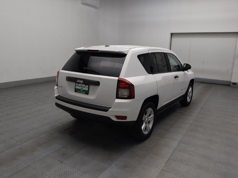 Used 2016 Jeep Compass Sport image 9