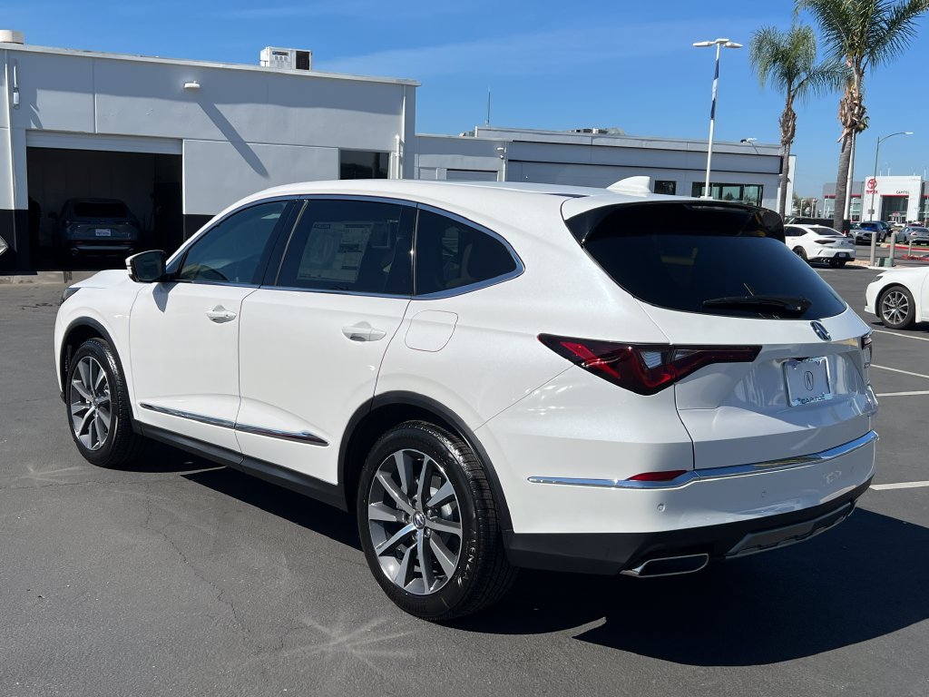 Certified 2026 Acura MDX w/ Technology Package AWD/4WD image 8