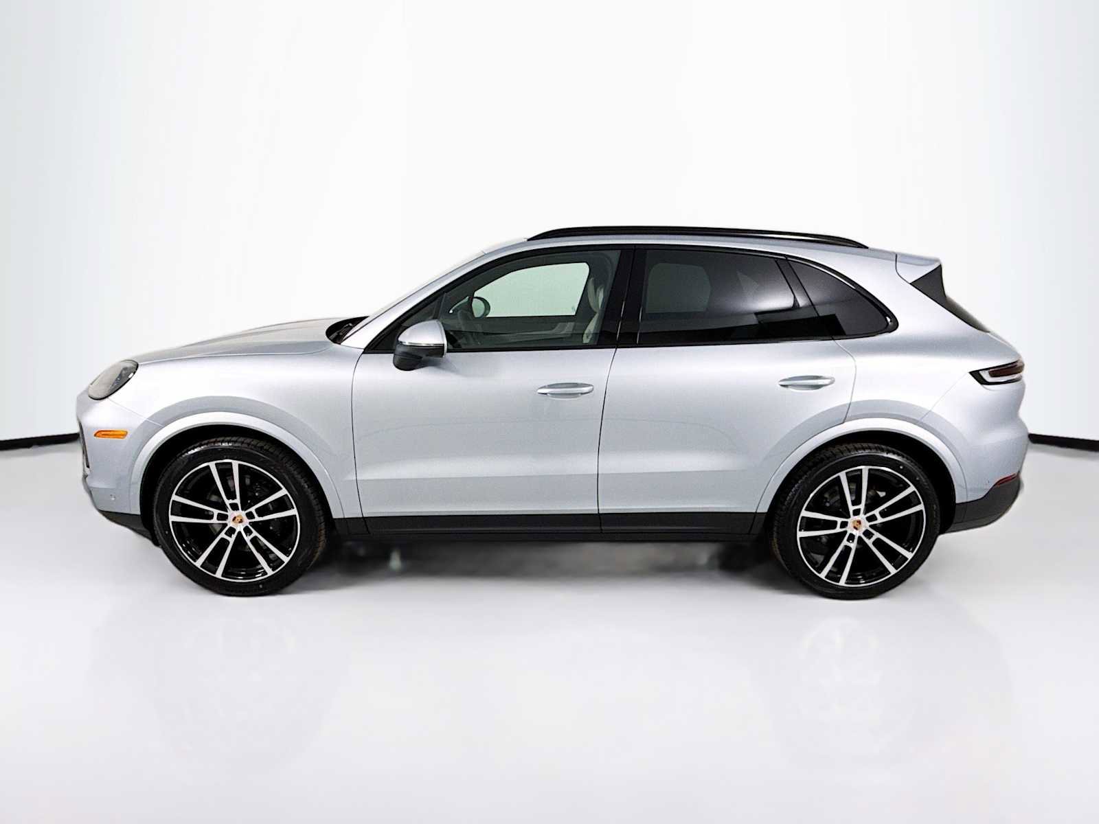New 2026 Porsche Cayenne image 2