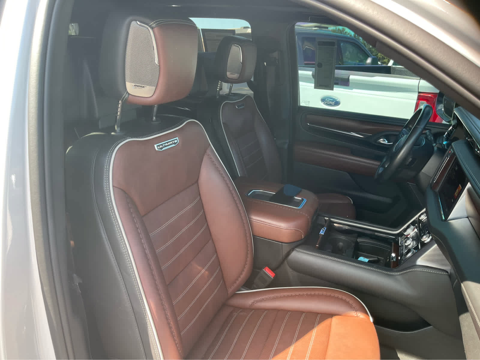 Used 2023 GMC Yukon Denali Ultimate AWD/4WD image 26