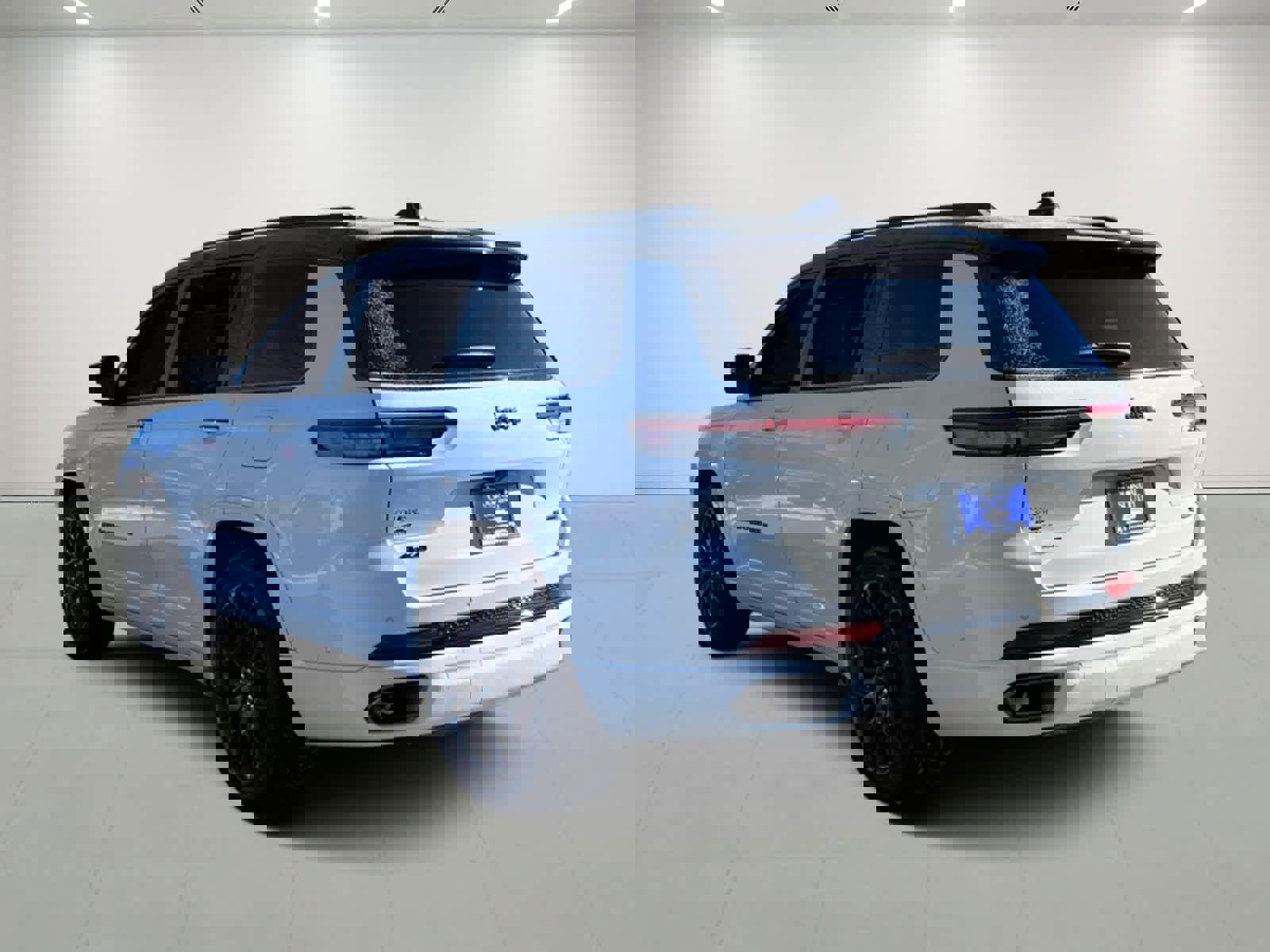 Used 2024 Jeep Grand Cherokee L Summit image 4