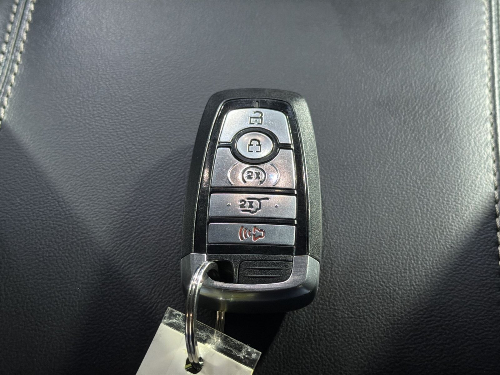 Used 2023 Ford Explorer XLT w/ Equipment Group 202A AWD/4WD image 36