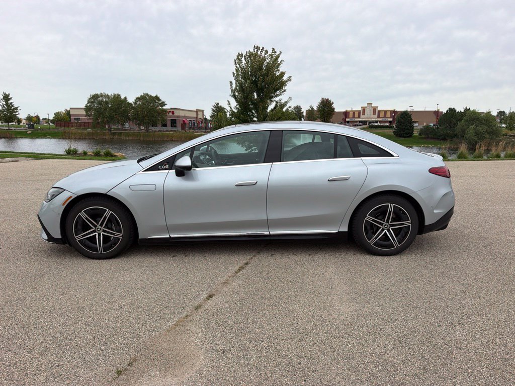 Used 2023 Mercedes-Benz EQE 500 4MATIC Sedan image 9