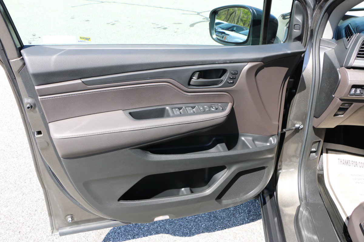 Used 2023 Honda Odyssey EX-L image 16