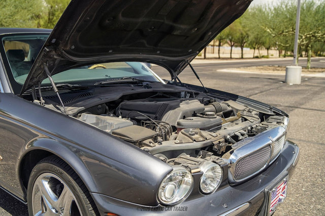 Used 2006 Jaguar XJ8 RWD image 17