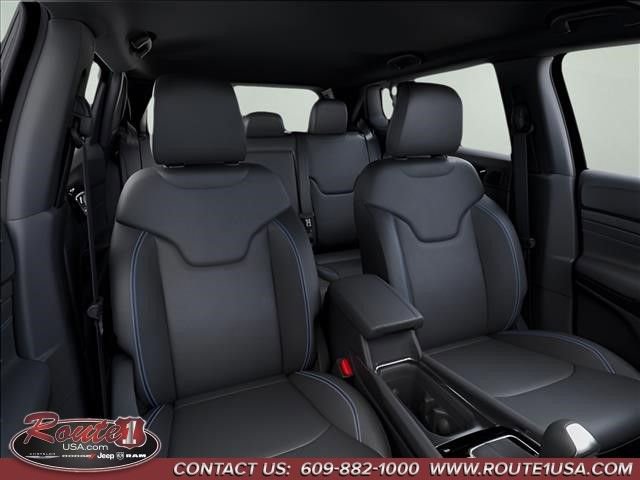 New 2026 Jeep Compass Limited AWD/4WD image 17