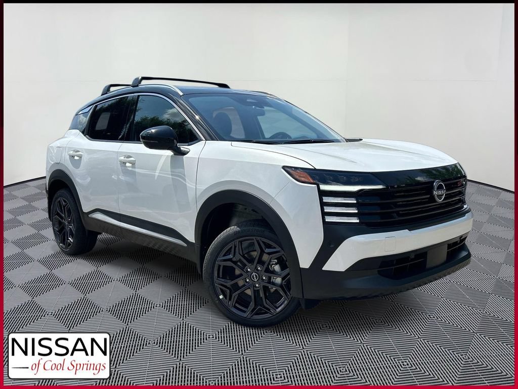 New 2026 Nissan Kicks SR w/ Cold Weather Package