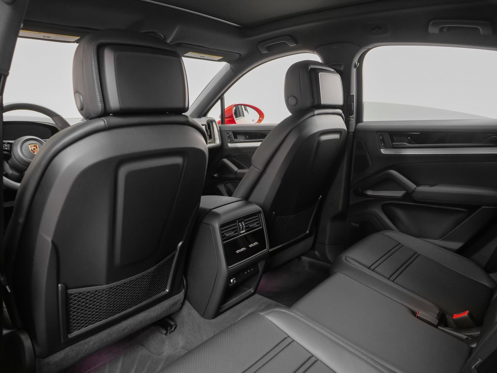 Used 2024 Porsche Cayenne Coupe image 42