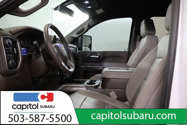 Used 2022 Chevrolet Silverado 3500 LTZ w/ LTZ Plus Package image 12