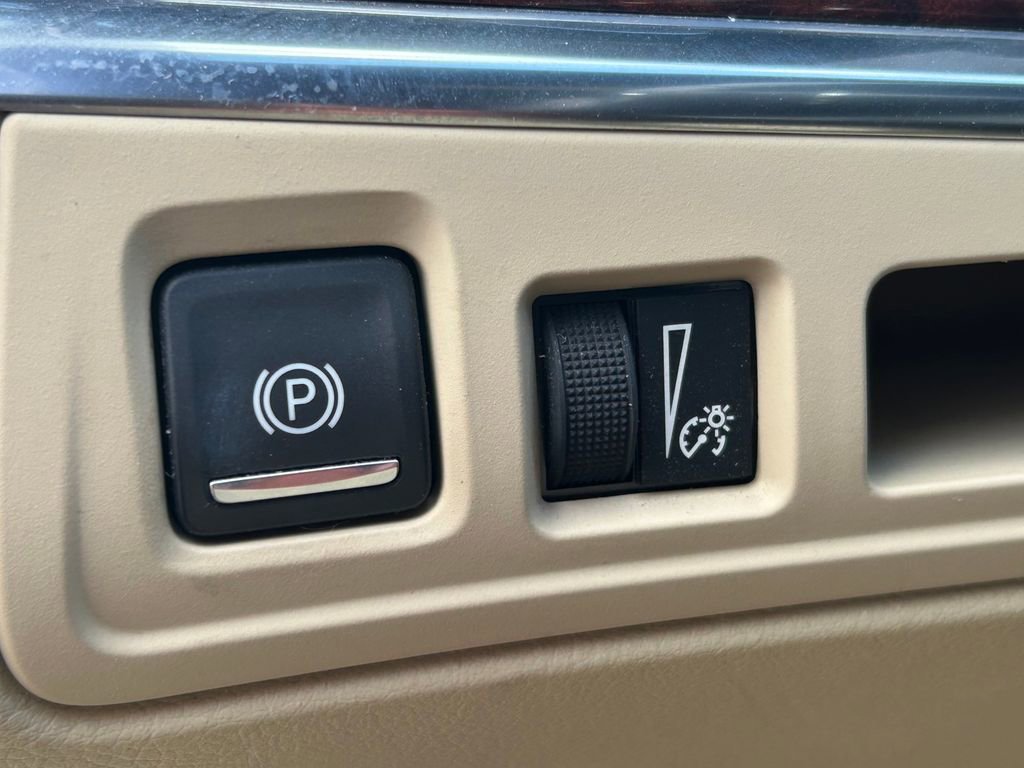 Used 2019 Cadillac XT5 Luxury FWD image 31