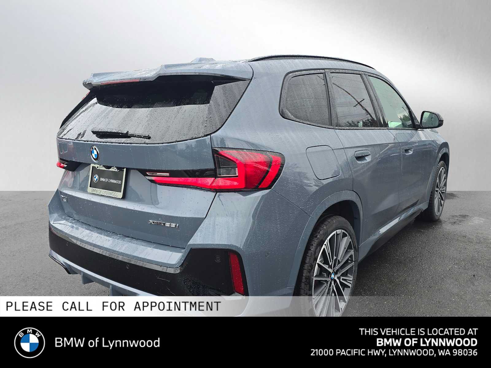 New 2026 BMW X1 xDrive28i w/ Technology Package AWD/4WD image 3