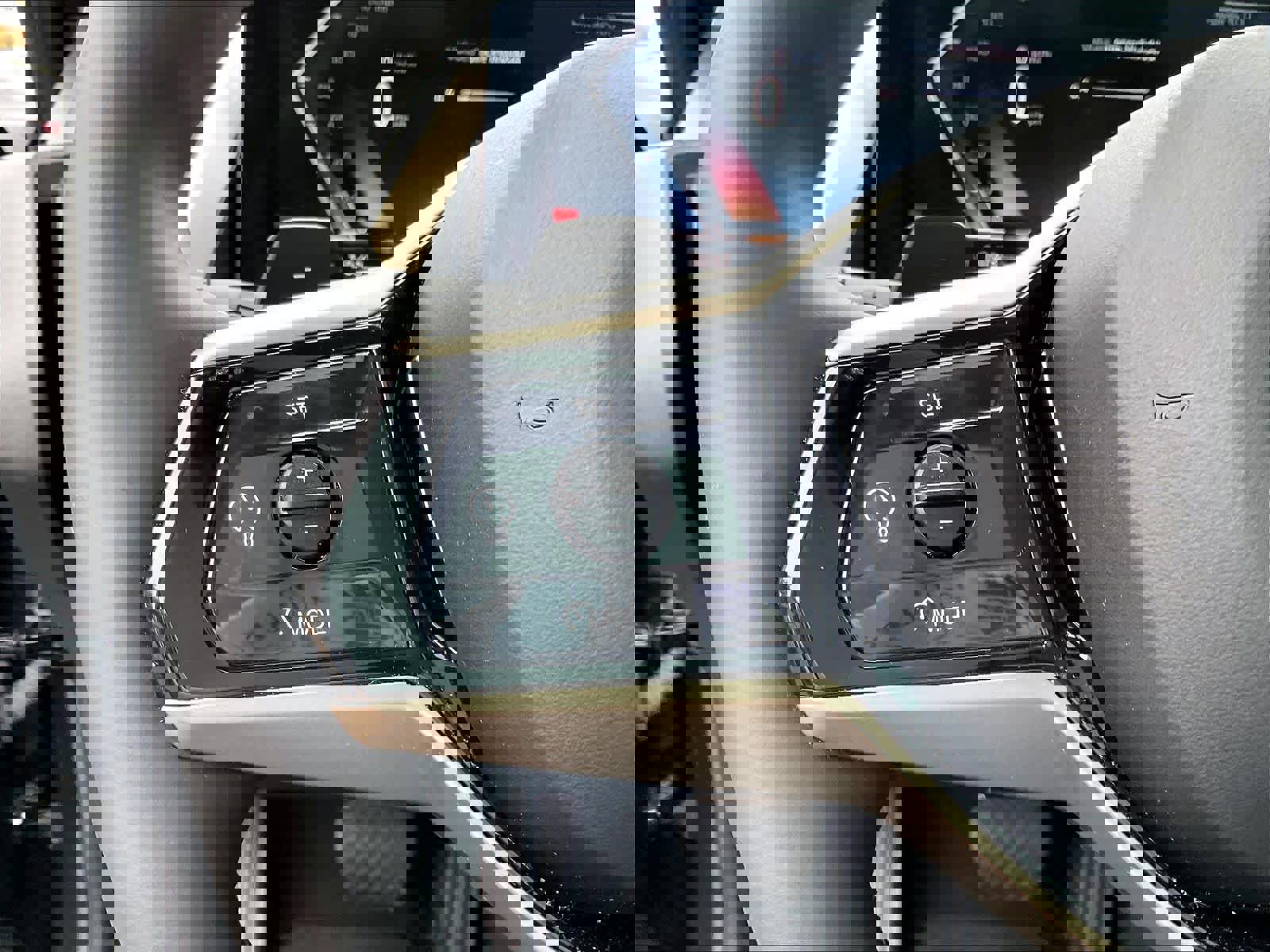 Used 2025 BMW X3 xDrive30i w/ Convenience Package image 19