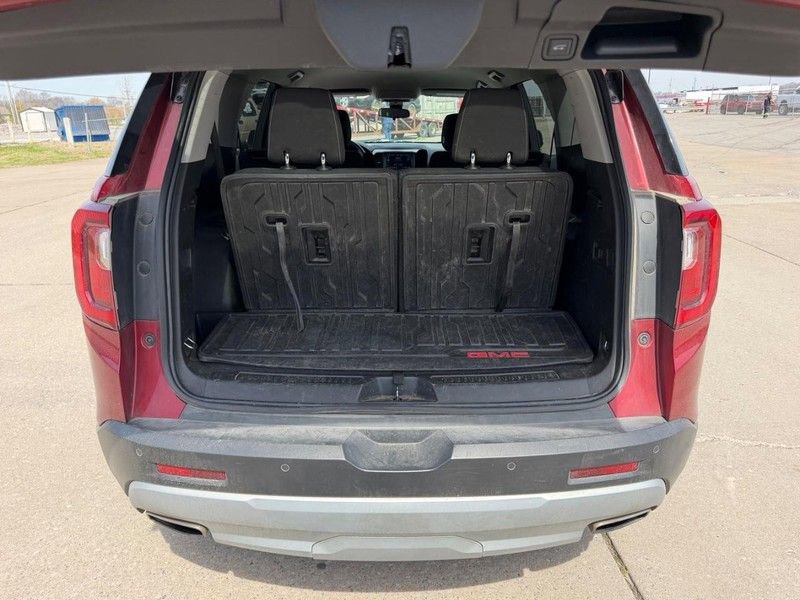 Used 2022 GMC Acadia SLE w/ Driver Convenience Package FWD image 5