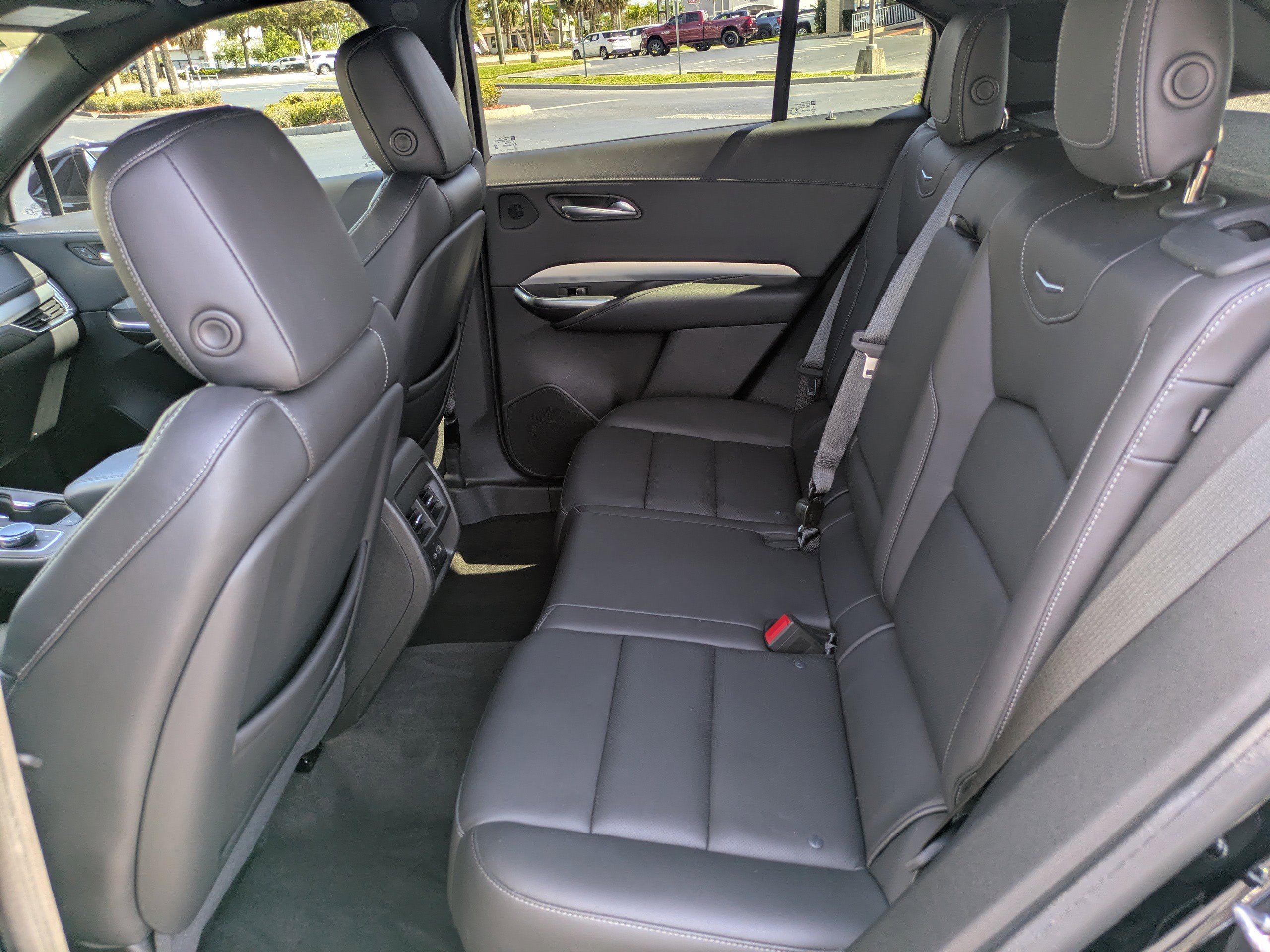 Used 2022 Cadillac XT4 Premium Luxury w/ Enhanced Visibility Package image 13