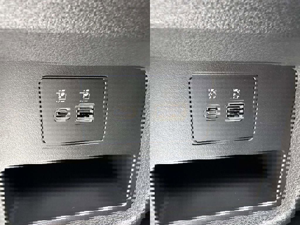 Used 2022 INFINITI QX50 Essential image 15