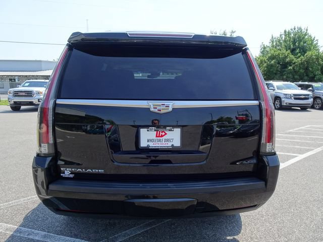 Used 2017 Cadillac Escalade Luxury AWD/4WD image 5