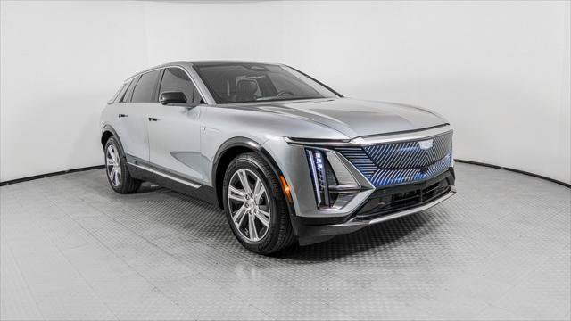 Used 2024 Cadillac Lyriq Tech RWD image 11