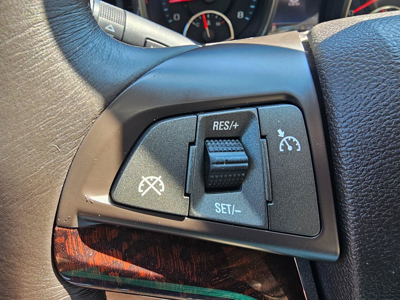 Used 2013 Chevrolet Malibu LTZ FWD image 33