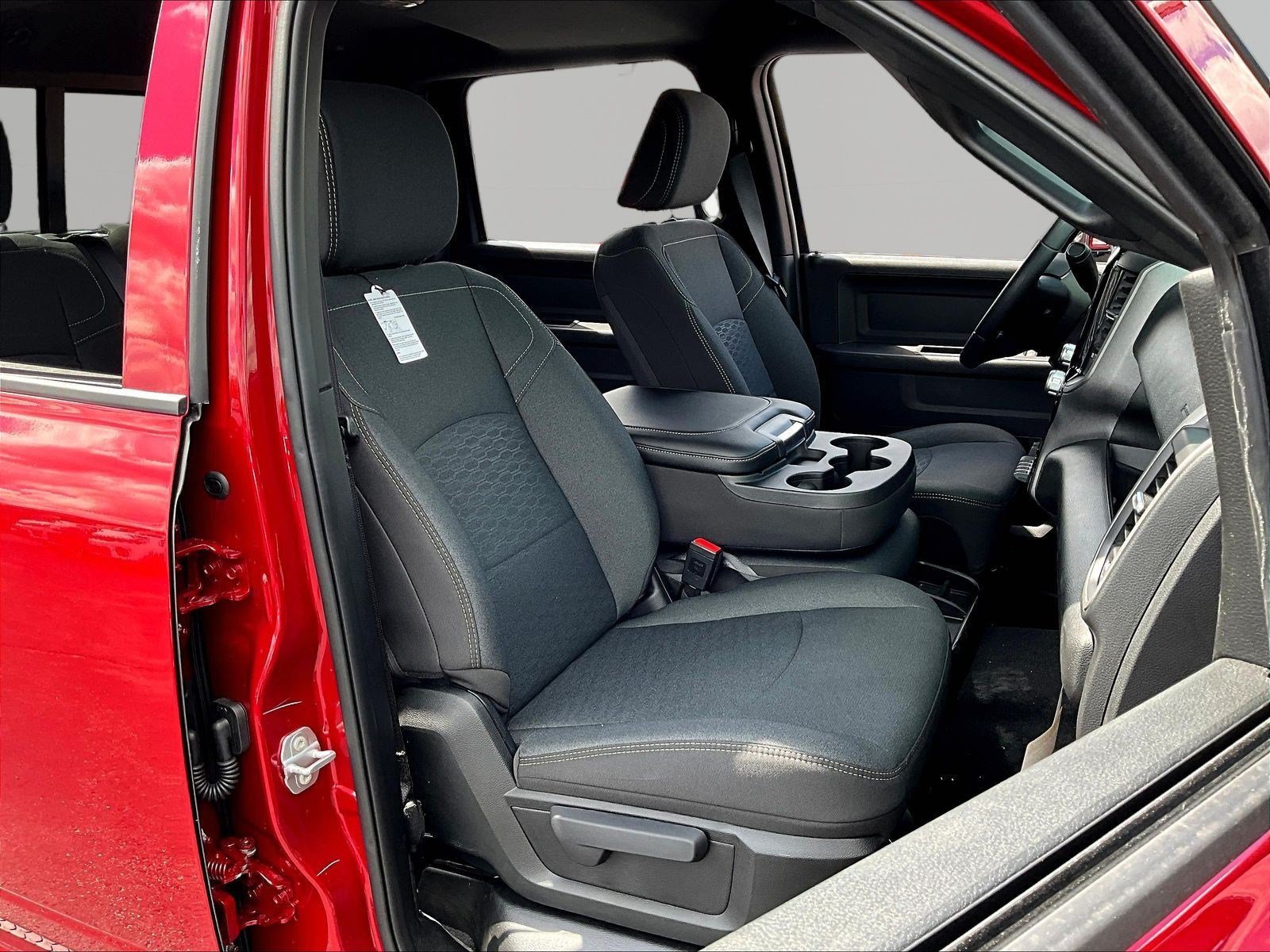 New 2026 RAM 2500 Tradesman AWD/4WD image 18