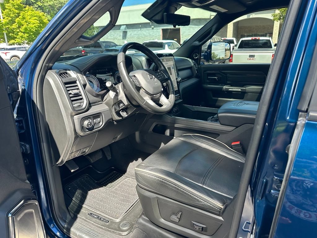 Used 2022 RAM 3500 Limited AWD/4WD image 9