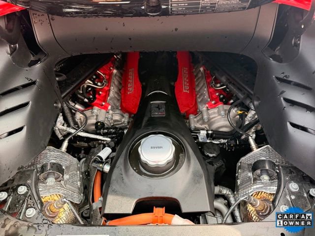 Used 2023 Ferrari SF90 Spider image 15