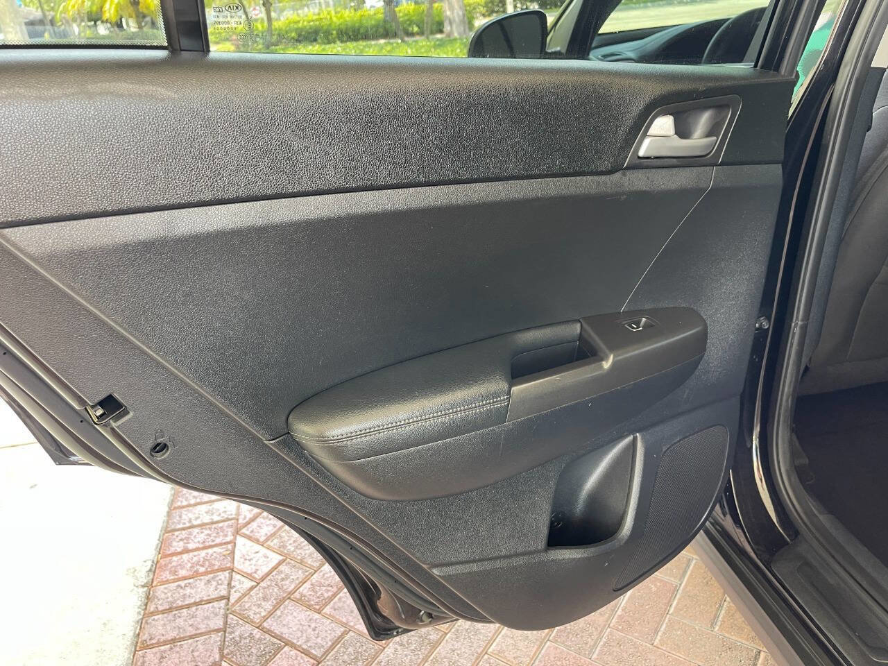 Used 2017 Kia Sportage LX w/ LX Popular Package image 20