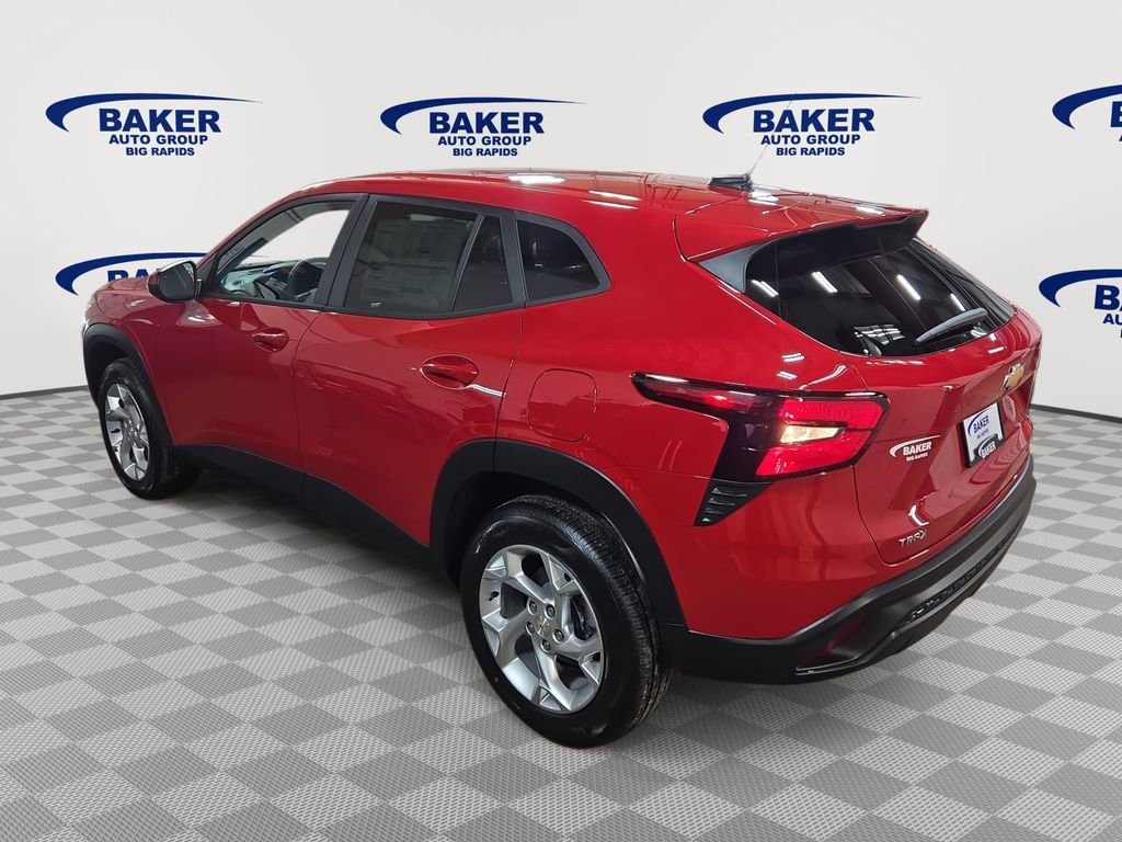 New 2026 Chevrolet Trax LS w/ LS Convenience Package FWD image 35