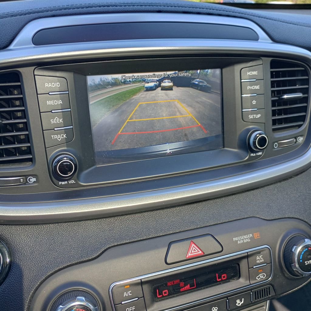 Used 2020 Kia Sorento EX image 13