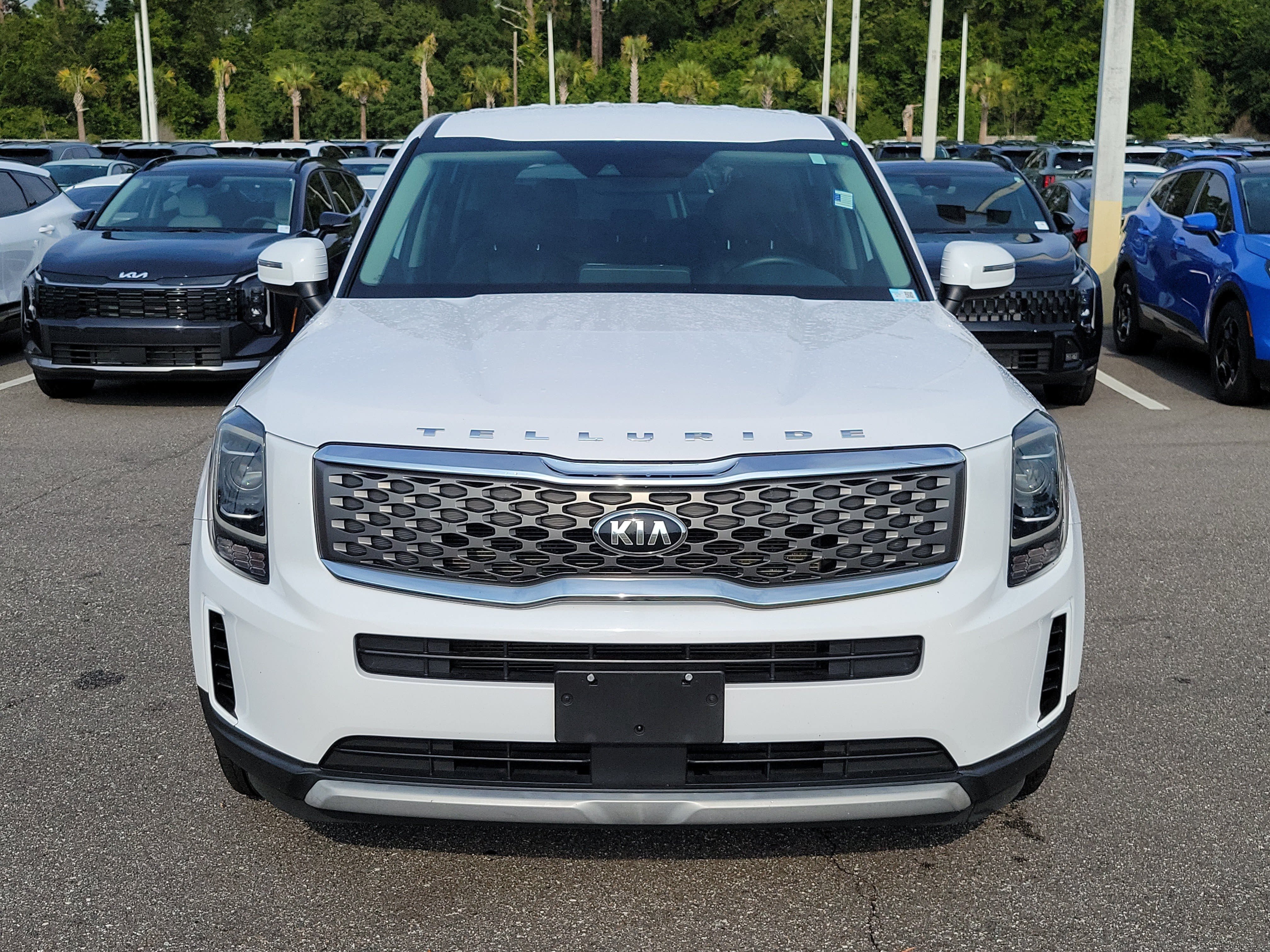 Certified 2021 Kia Telluride LX AWD/4WD image 2