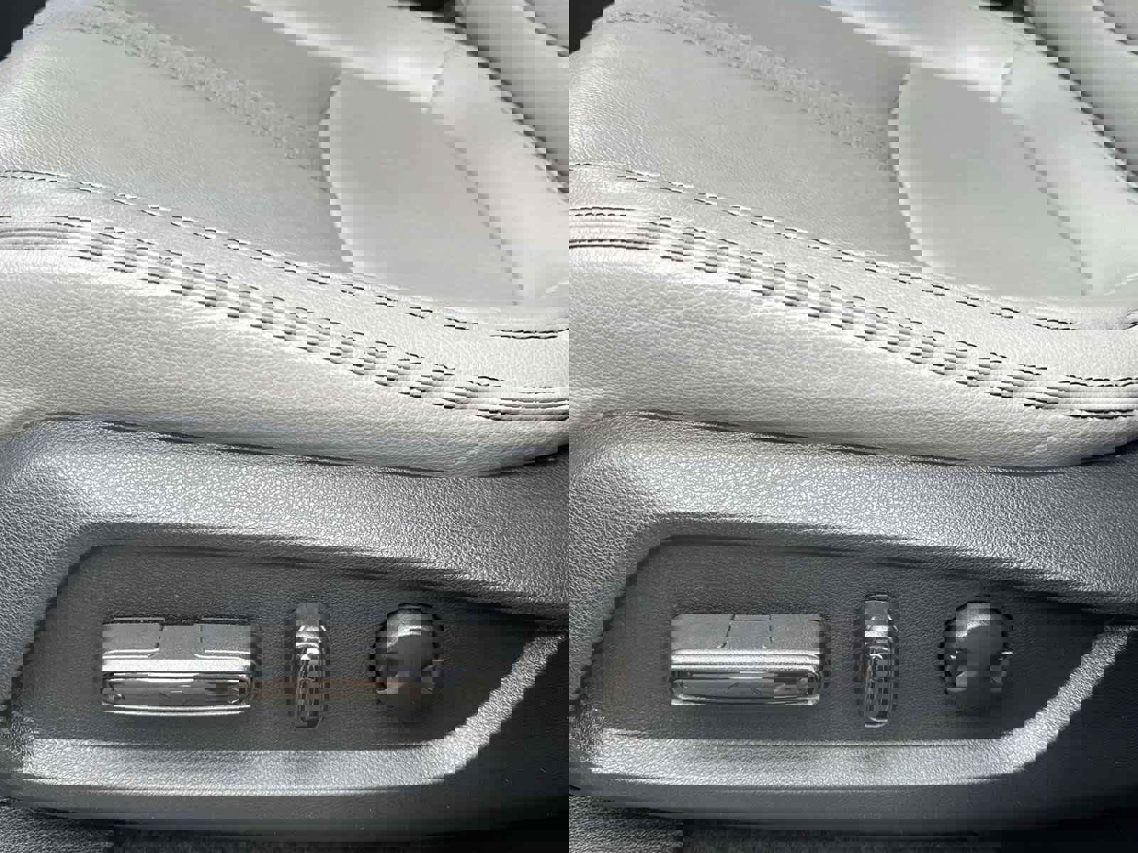 Used 2023 Honda Pilot EX-L image 14