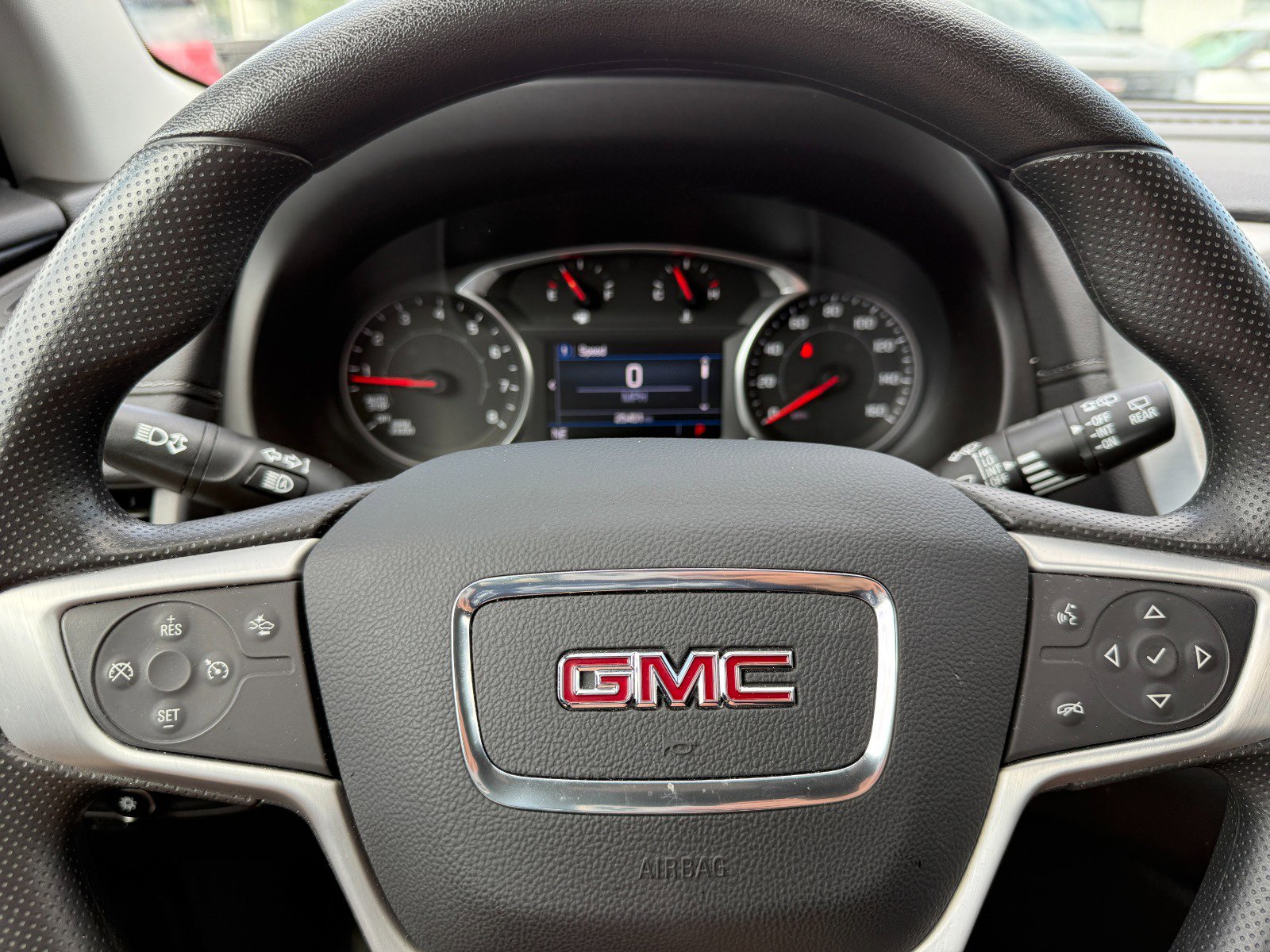 Used 2024 GMC Terrain SLE image 23