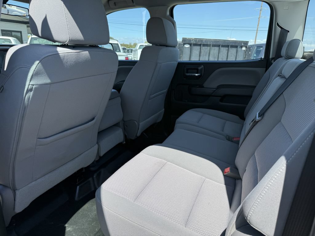 Used 2018 Chevrolet Silverado 2500 W/T AWD/4WD image 20