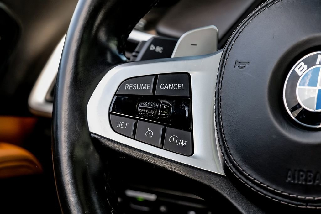 Used 2021 BMW X7 M50i w/ Executive Package image 16