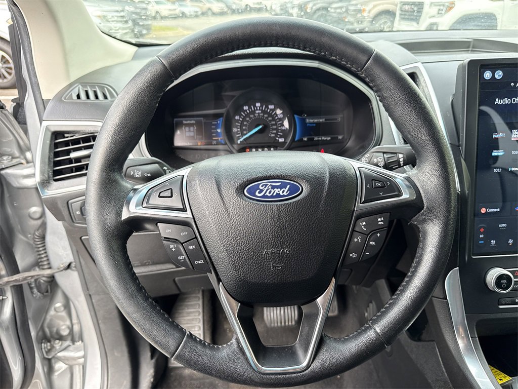 Used 2022 Ford Edge Titanium image 26