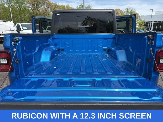 Used 2024 Jeep Gladiator Rubicon w/ Convenience Group AWD/4WD image 34