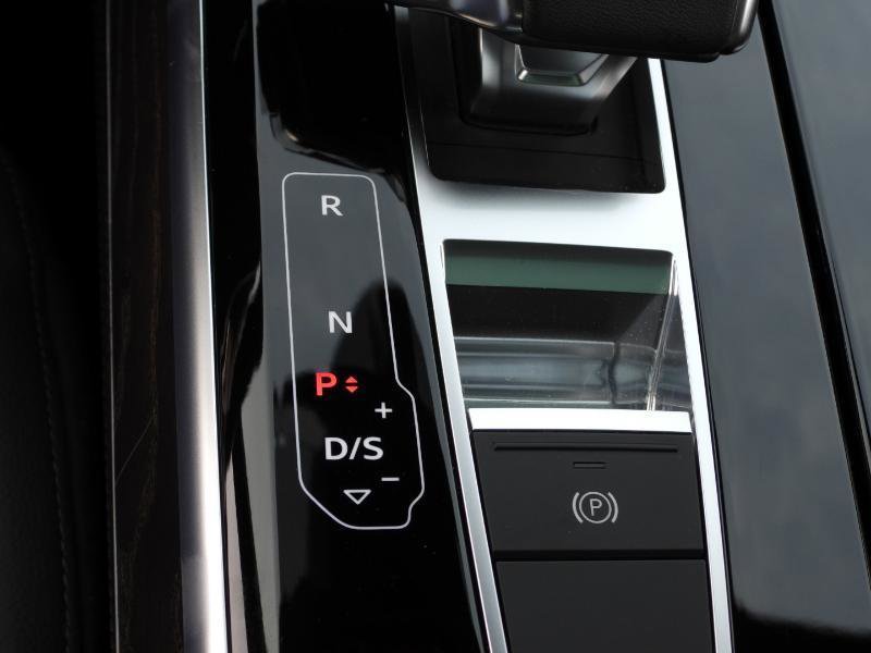 Used 2020 Audi A8 L 3.0T w/ Executive Package AWD/4WD image 78