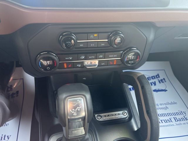 Used 2024 Ford Bronco Outer Banks image 30