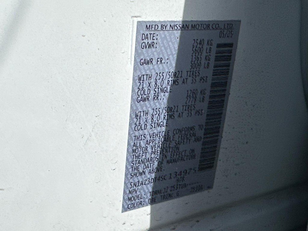 Used 2025 Nissan Murano Platinum image 24