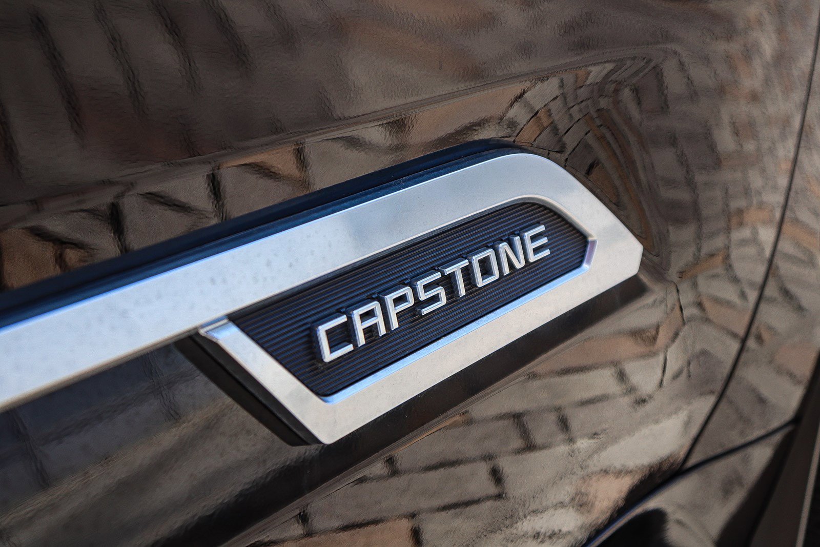 Used 2024 Toyota Sequoia Capstone image 9