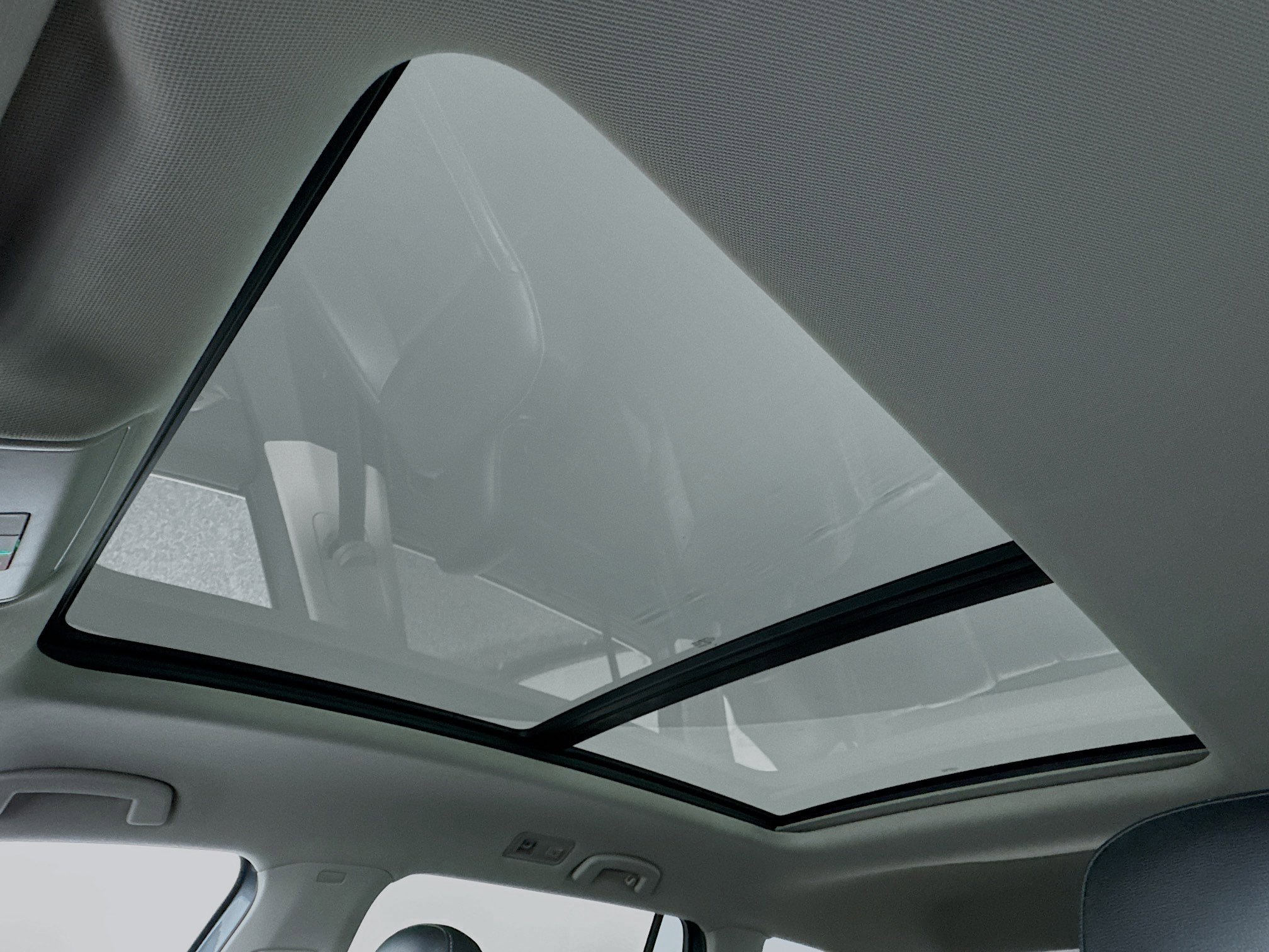 Used 2021 Volkswagen Atlas SE w/ Panoramic Sunroof Package image 21