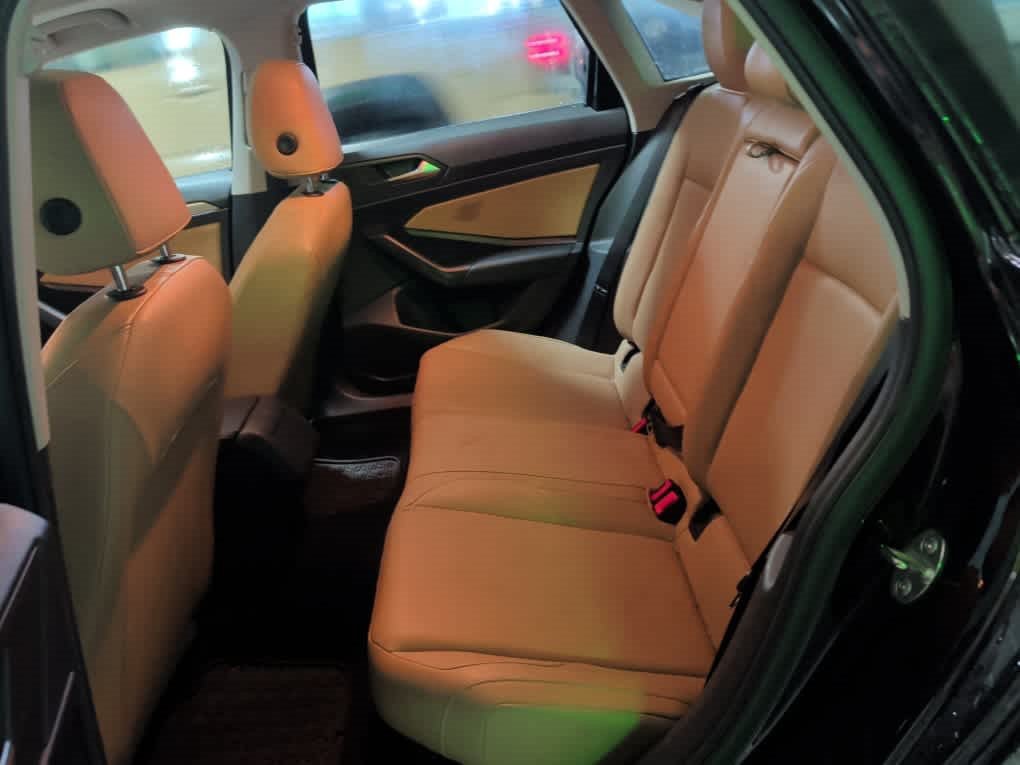 Used 2019 Volkswagen Jetta SE FWD image 11