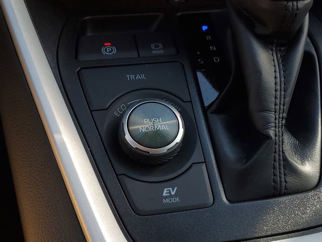 Used 2024 Toyota RAV4 Limited image 32