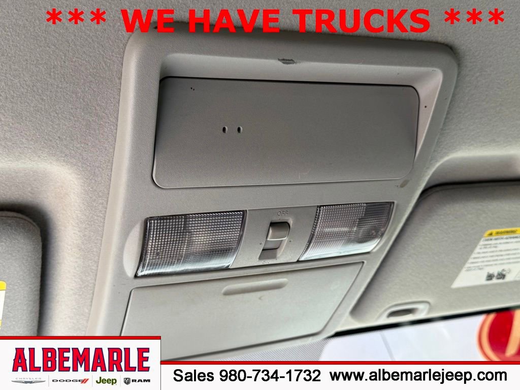 Used 2017 Nissan Frontier SV w/ SV Value Truck Package RWD image 26