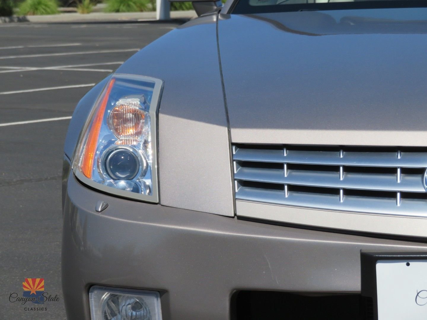 Used 2004 Cadillac XLR RWD image 38