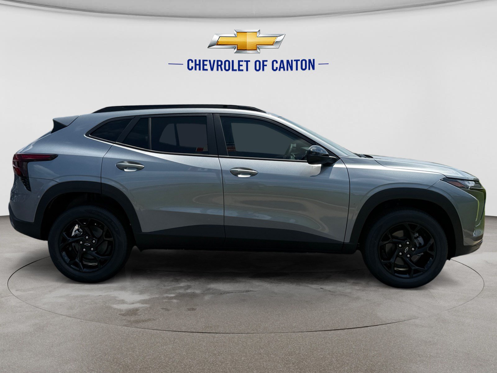 New 2026 Chevrolet Trax LT w/ Midnight Edition FWD image 4