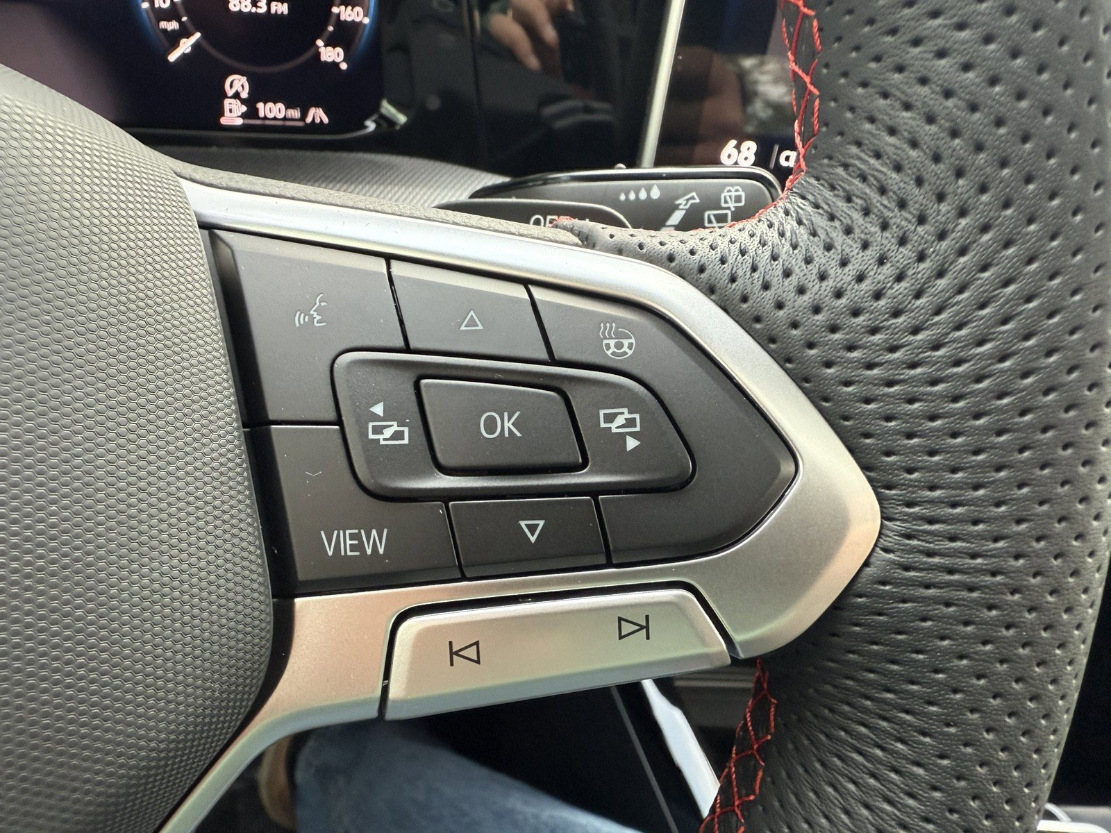 New 2025 Volkswagen GTI SE image 16