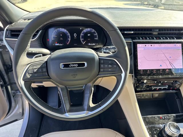 New 2025 Jeep Grand Cherokee L Limited w/ Luxury Tech Group II RWD image 24