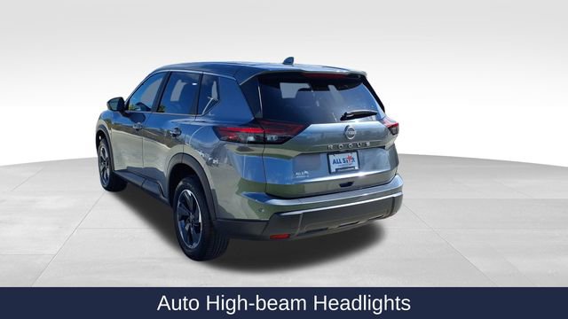 Used 2025 Nissan Rogue SV image 6